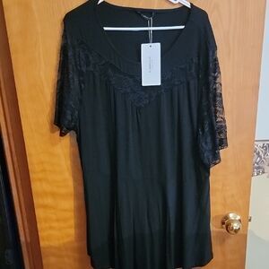 BloomChic Elegant Black Top
